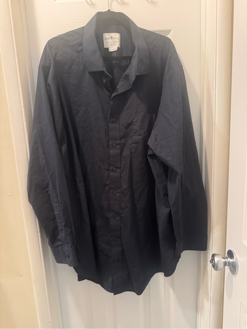 Oak & Hill Men's Black Long-Sleeve Dress Shirt